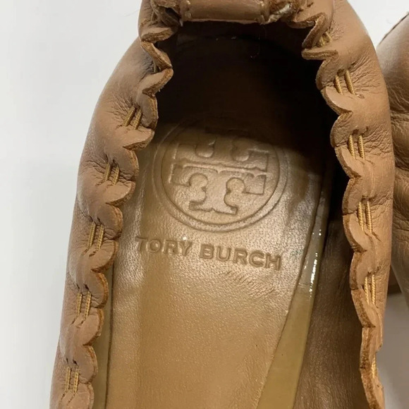 Tory Burch Romy High Heels Shoes Patent Leather Cap Toe Scrunched Brown Tan 7.5 - Picture 8 of 13